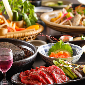 プライベート空間でゆったり楽しむ懐石3709262