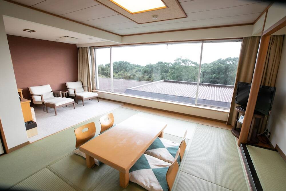 客室 スーペリアタタミルーム②