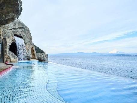 江の島ホテル / 1