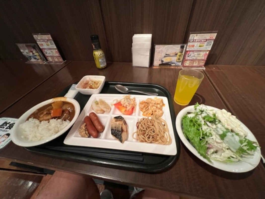 朝食