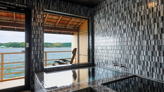 デラックス ダブルルーム バルコニー レイクビュー