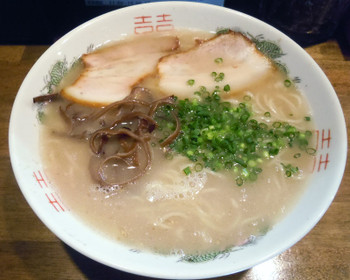 「拉麺エルボー」料理 809198 「大盛りラーメン」550円