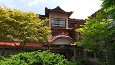 施設の入り口 / 4