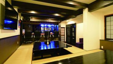 カラオケ ルーム / 3