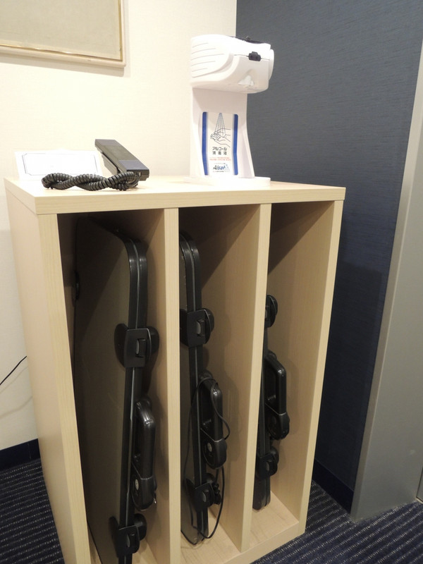 ズボンプレッサー　ビジネス利用に便利