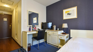 エコノミー ダブルルーム 喫煙可