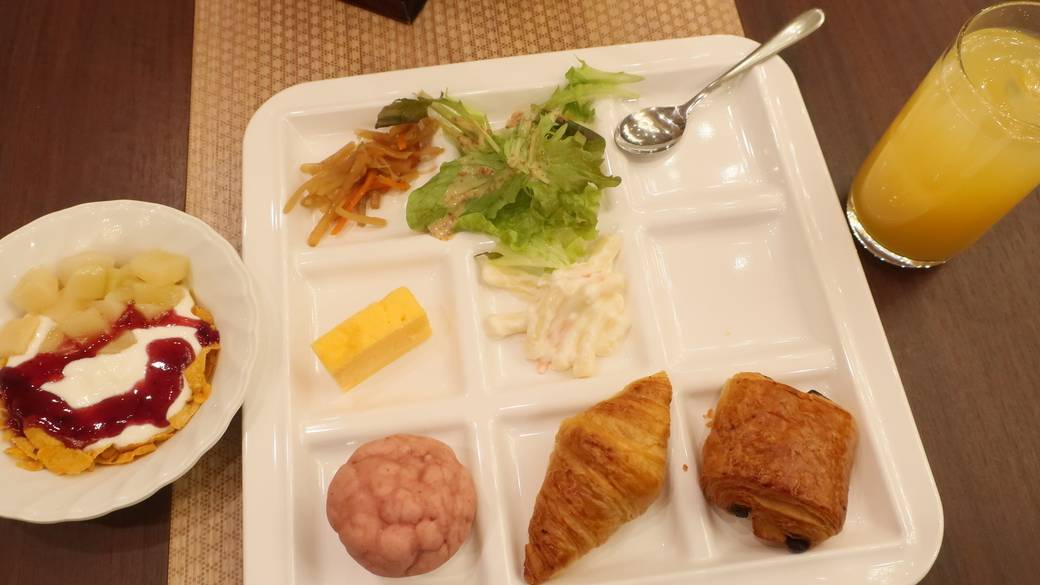 朝食バイキングの一例(1) / 1