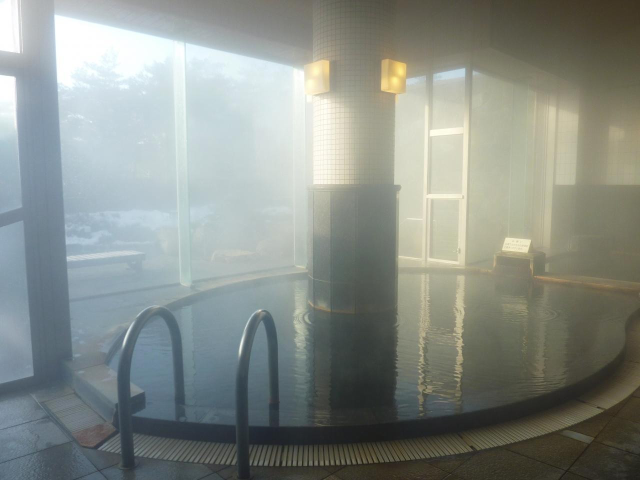 8.えびの高原ホテル（宮崎県）4238899