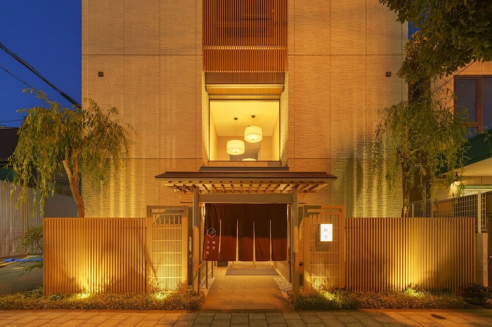 施設の正面