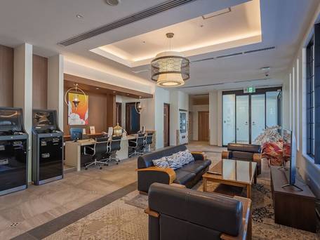 KARIYUSHI LCH RESORT on The Beach / 2