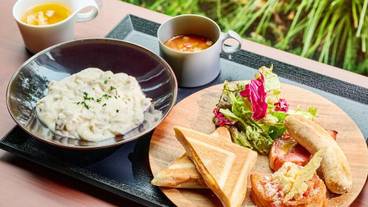 朝食 キャンバスラウンジ例2 / 3
