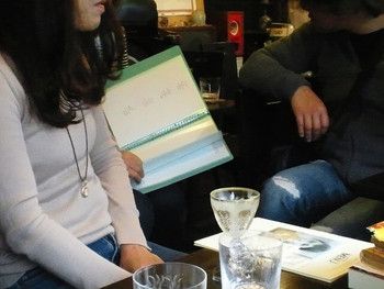 「ザ・ミュンヒ」その他 631137 詩を朗読してくれました。