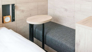 スタンダード ルーム クイーンベッド 1 台 禁煙