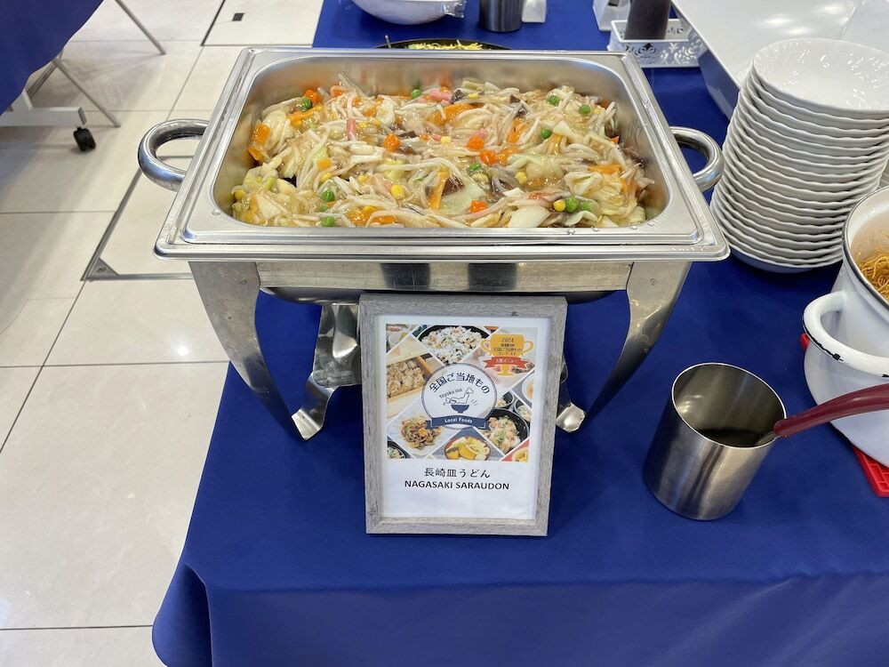 朝食