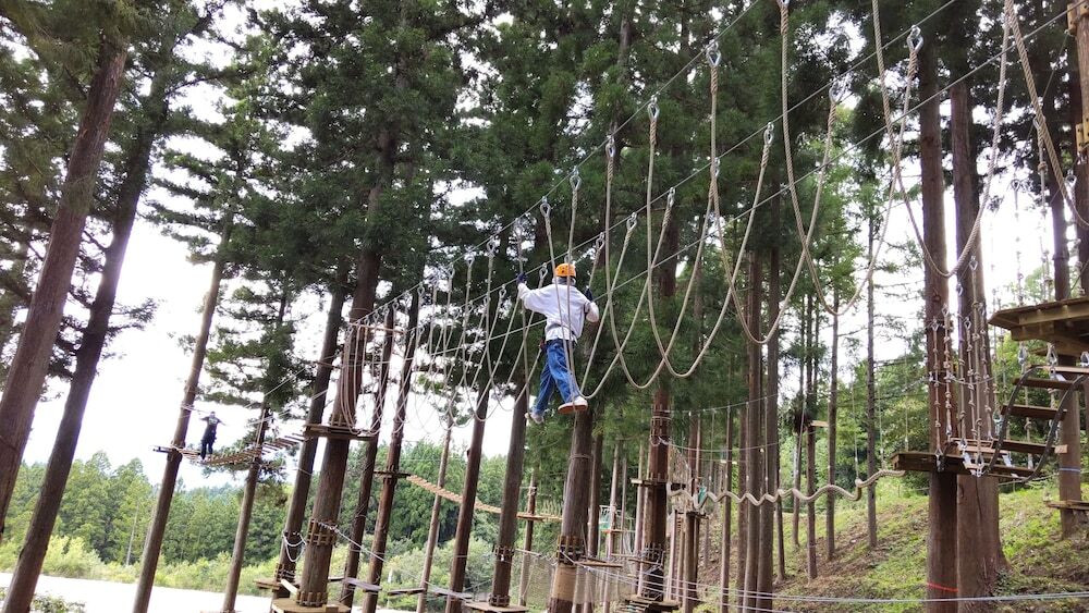 ロープ コース (チーム ビルディング用)