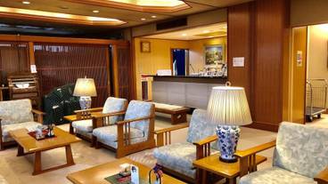 ロビー応接スペース / 4