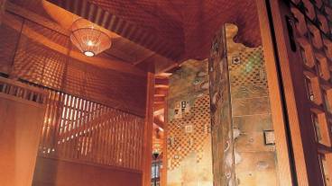 内部エントランス / 2