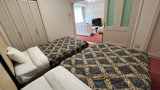 ジュニアスイート