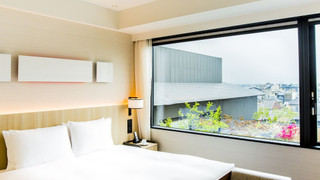 スイート キングベッド 1 台 浴槽