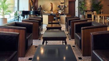 ロビー応接スペース / 9