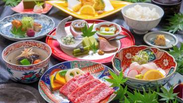 食事・飲み物 / 7