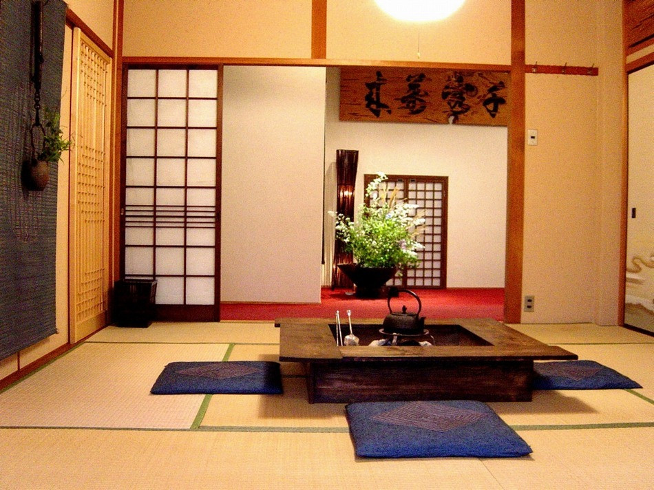 源泉かけ流しのお風呂と囲炉裏にまったり4023782