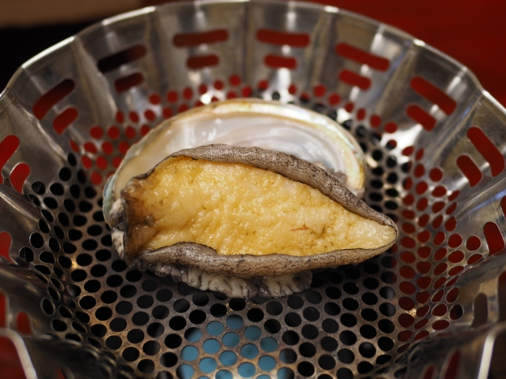 「湯の花亭」 料理 230723959 鮑の踊り焼き