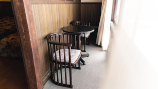 デラックス ツインルーム 共用バスルーム