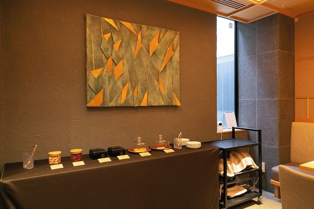 ラウンジ