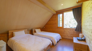 スーペリア ツインルーム 共用バスルーム