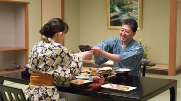 食事・飲み物 / 13