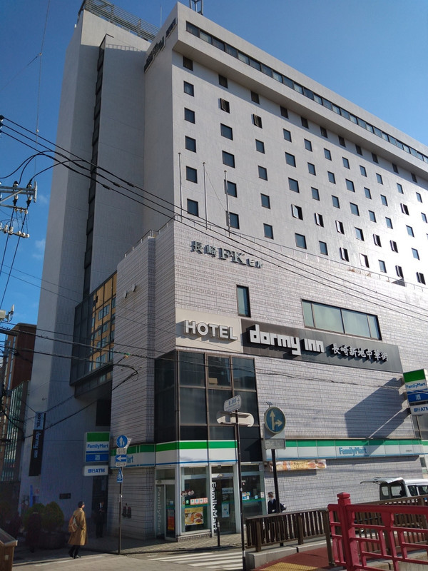 新地中華街近くにある