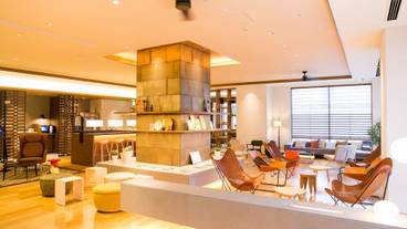 内部エントランス / 2