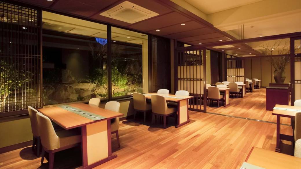 伊豆の海鮮を
ゆっくりと堪能
 / 3