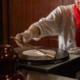 出来立てを味わうライブキッチン / 3