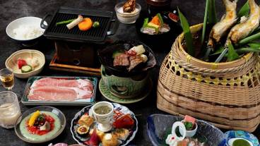 食事・飲み物 / 14