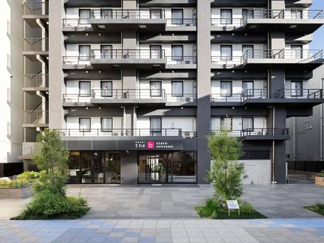 the b 大阪新世界 / 1