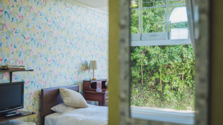 デザイン ルーム シングルベッド 2 台 パーシャルシービュー