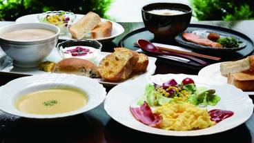 食事・飲み物 / 1