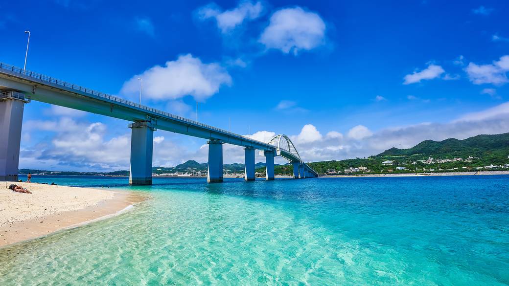 瀬底島の「アンチ浜」 / 3