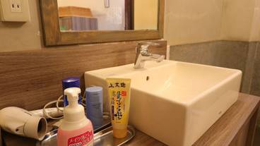 施設内の設備 / 18