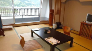 和室 [河口湖側]