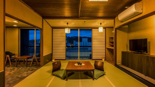 [禁煙]スーペリア和洋室1ダブルベッド 内風呂あり