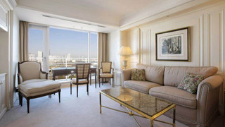 [チェックイン15：00] タワープルミエスイートツイン（禁煙）