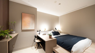 ダブルルーム クイーンベッド 1 台 (禁煙)