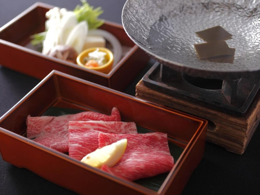 木の温もりと心地よい接客で大人のおこもりステイが叶う3950429