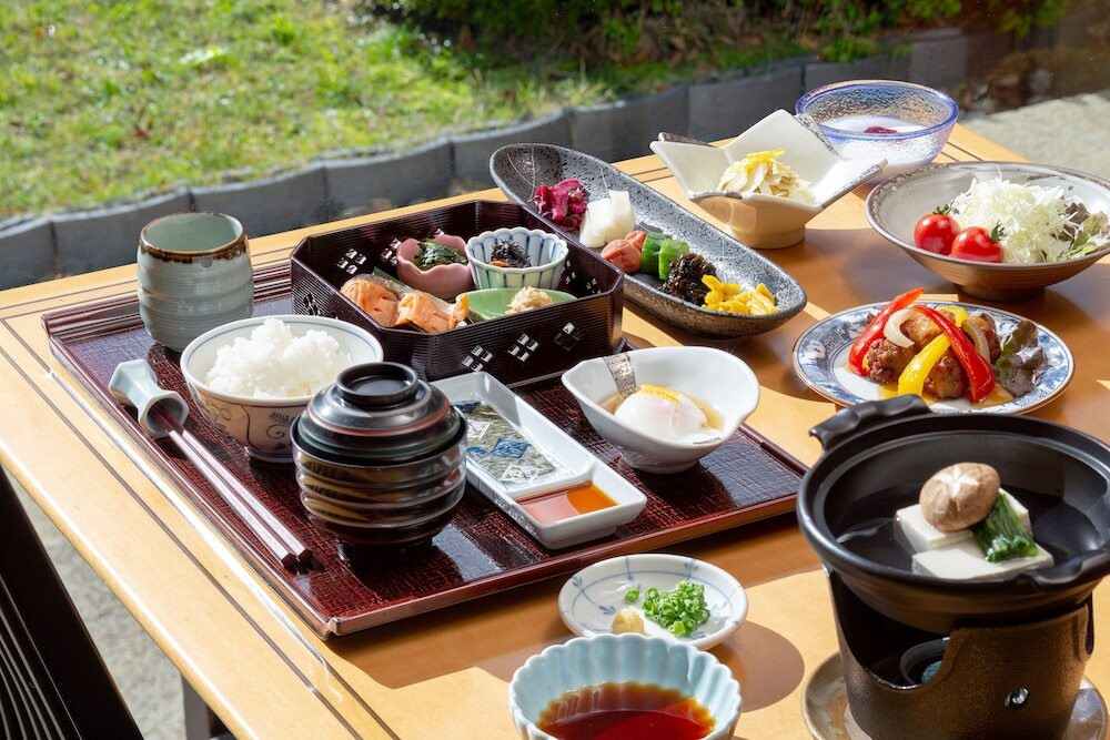 朝食