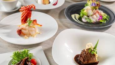 食事・飲み物 / 3