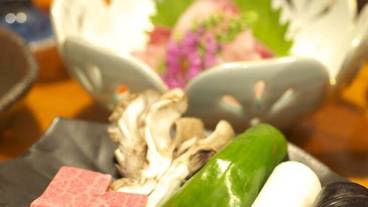 食事・飲み物 / 3