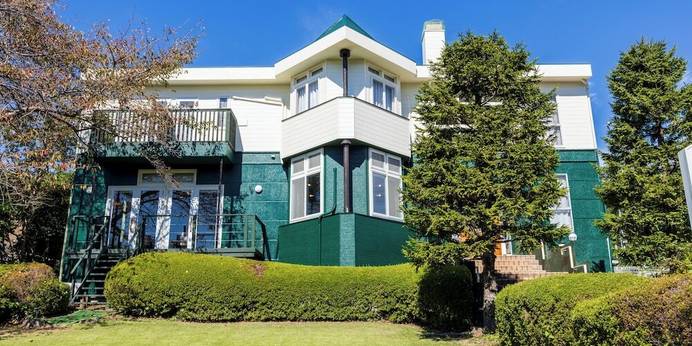 伊豆高原の小さなオーベルジュ アルシオン（静岡県 ペンション） / 1